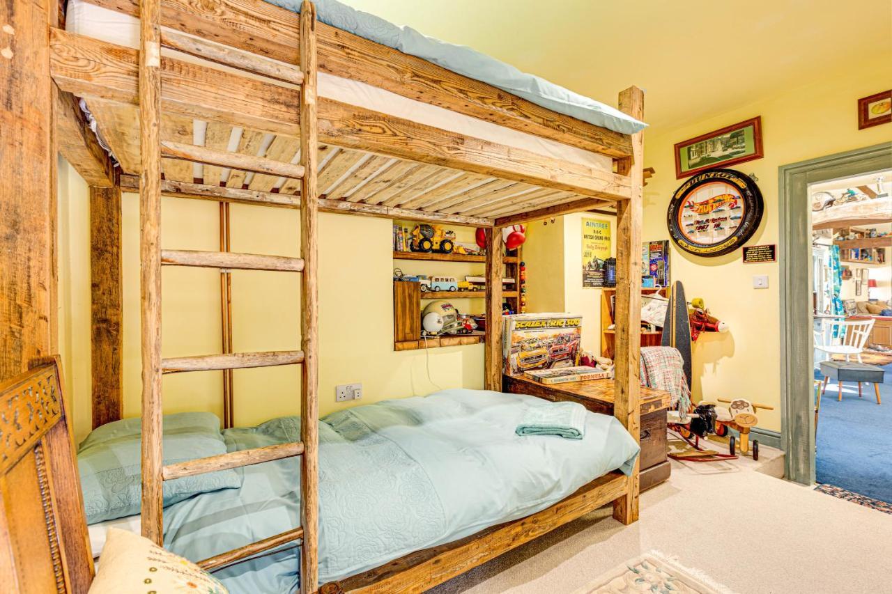 Family Country Cottage With A Private Valley View Scarborough Bagian luar foto